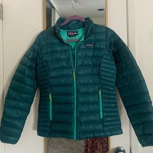 NWOT Patagonia W’s down sweater full zip jacket